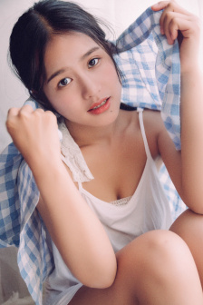 寡妇的奶头又大又粗又黑